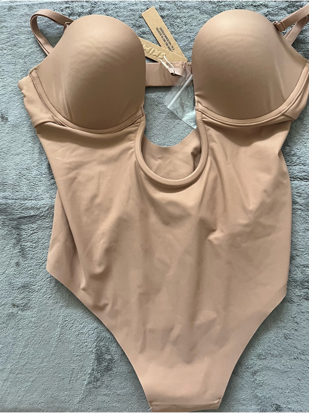SKIMS Womens Deep Plunge Strapless Thong Shapewear Bodysuit in Sienna Size L NWT